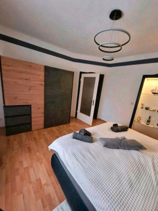 Ferienwohnung *Zur Weinbergstrasse* Lauta ภายนอก รูปภาพ